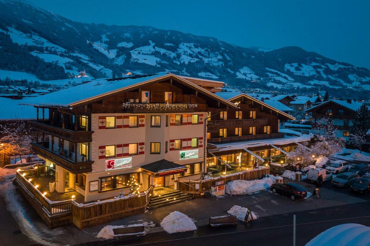 Hotel Standlhof Zillertal Uderns Exterior foto